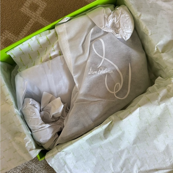 NIB Sam Edelman Kitten Heel Sandals Silver Glitter Ankle Strap Holiday Shoes 9.5 - Picture 10 of 12